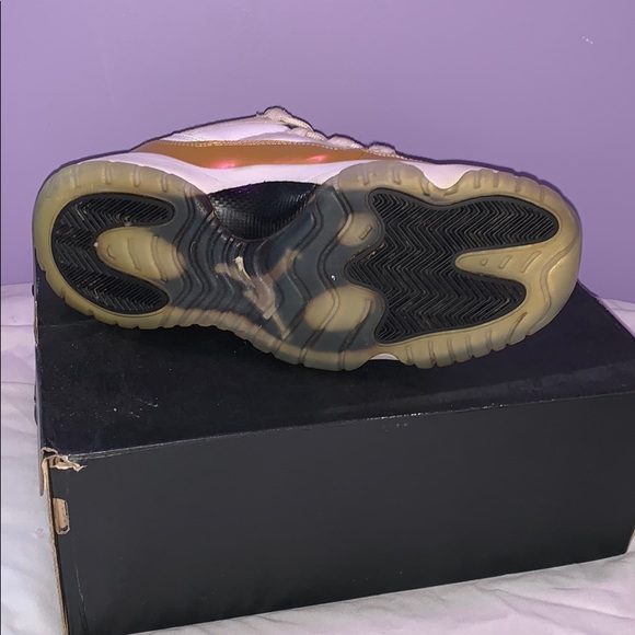 Air Jordan 11 retro low - closing ceremony. Size 6 - Picture 2 of 2